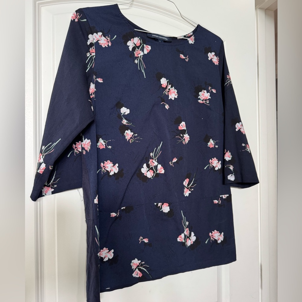 French connection Lightweight Floral Navy Tunic Top size L
